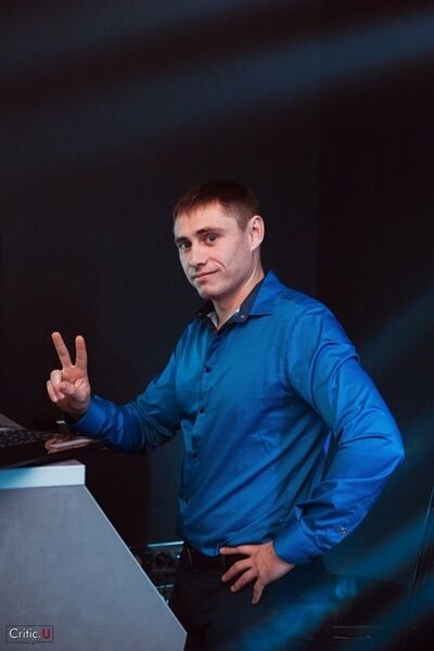  ,   Vitalius, 38 ,   ,   