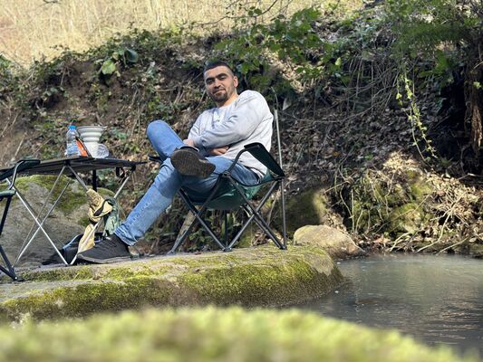  ,   Aziz, 29 ,   ,   