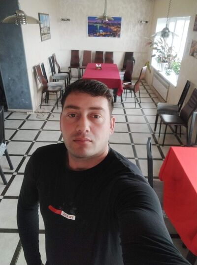  ,   Ferid, 35 ,   ,   