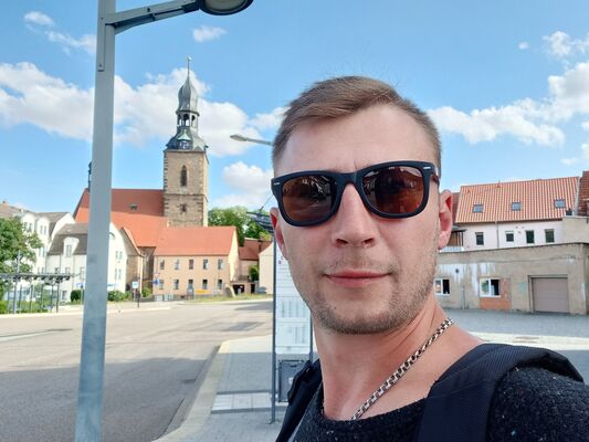  ,   Pavel, 35 ,   ,   , c , 