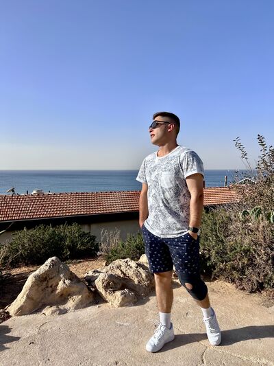  Tel Aviv-Yafo,   Arseny, 25 ,   ,   