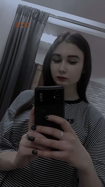  ,   Lena, 20 ,  