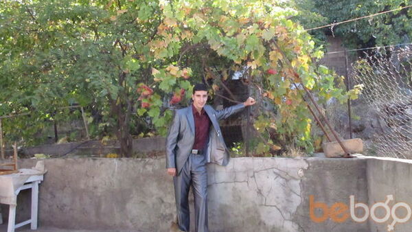  ,   Paruyr, 34 ,   