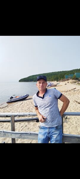  ,   Denis, 31 ,     