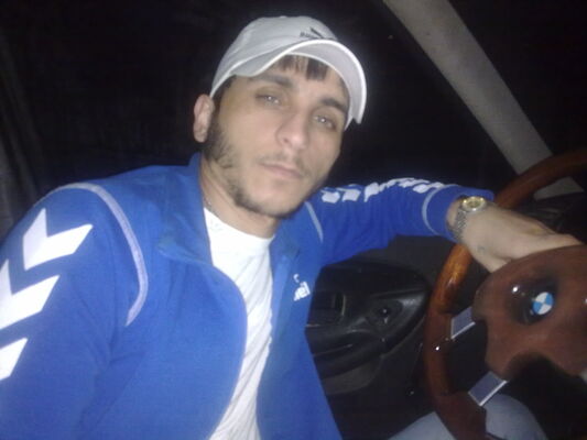  ,   Melo, 38 ,  