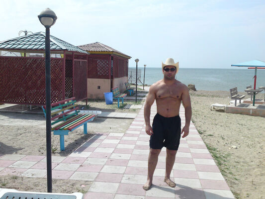  ,   Rauf, 42 ,   
