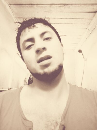  ,   Avazbek, 31 ,   ,   , c 