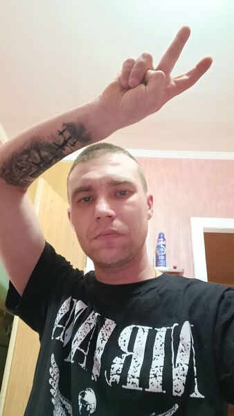  ,   Artem, 31 ,   ,   