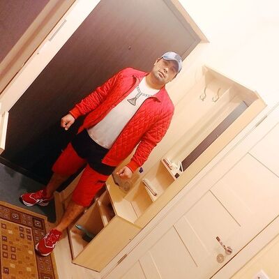  ,   Xolmurod, 32 ,   ,   , c 