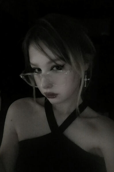   ,   Tanya, 19 ,  