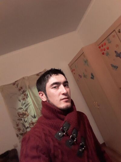  --,   JoNiBeK, 29 ,  
