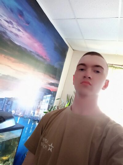  ,   Ilya, 22 ,   ,   