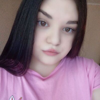  ,   Dina, 25 ,   