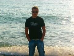  ,   Mihail, 37 ,   