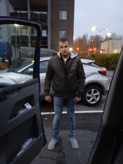  AEkaeslompolo,   Misha, 31 ,   ,   , 