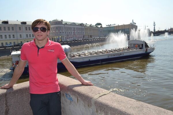  ,   Viktor, 34 ,   ,   , c 