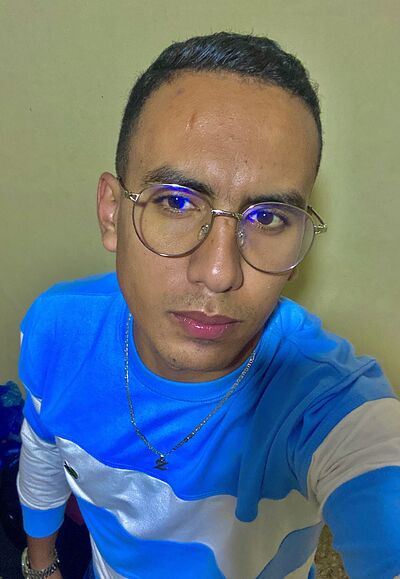  ,   Zaki, 26 ,   ,   
