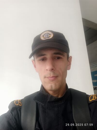  ,   Azamat, 32 ,   c 