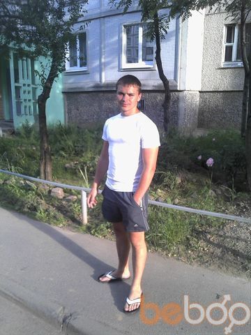  ,   Artem, 36 ,   
