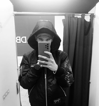  ,   German, 24 ,   ,   