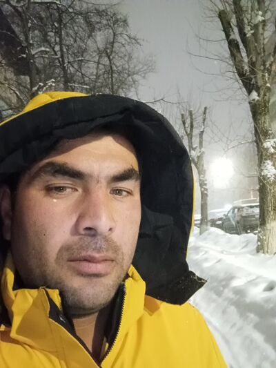  ,   Feruz, 37 ,   ,   