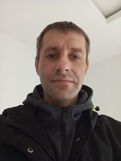  ,   Damian, 39 ,   ,   , c , 