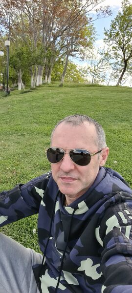  ,   Karlos, 46 ,   ,   