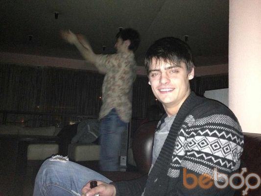 ,   Adam, 37 ,     , c 