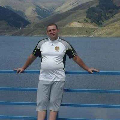  ,   ARMEN, 44 ,   ,   , c 