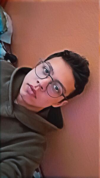  ,   Aleksei, 19 ,   ,   , c , 