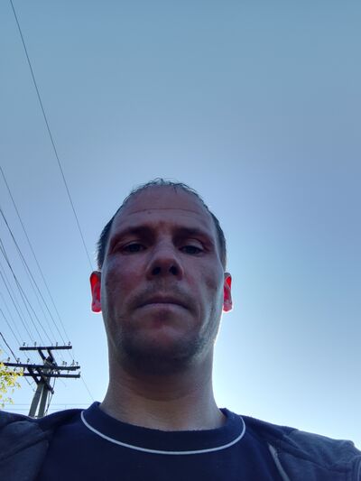 ,   Sergey, 40 ,   ,   