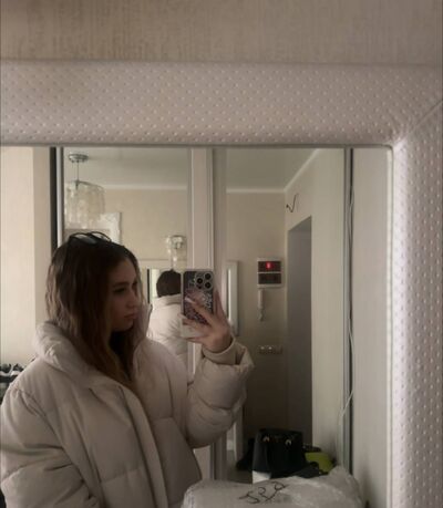  ,   Kamila, 21 ,   ,   