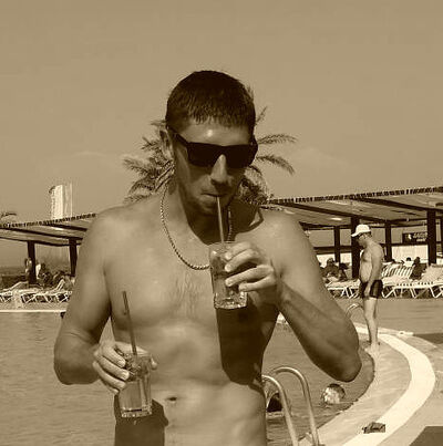  -,   Vasilii, 37 ,   ,   , c 