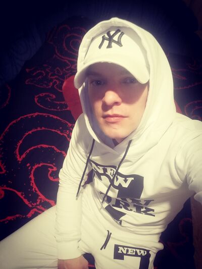  ,   Anton, 34 ,   ,   