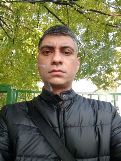  ,   Maga, 40 ,   ,   