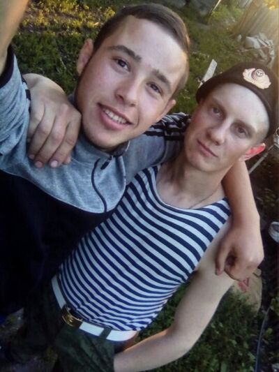  ,   Ivan, 28 ,   ,   