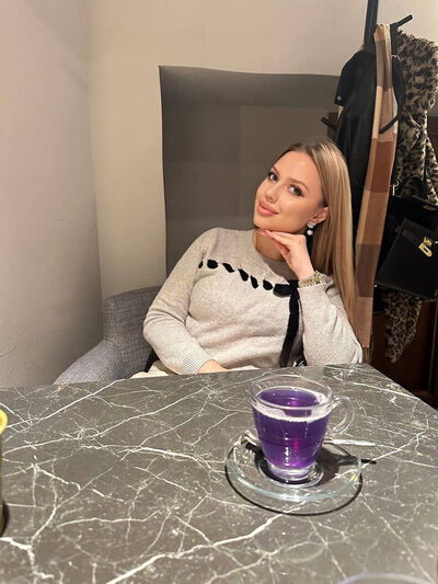  ,   Margarita, 22 ,     , c 