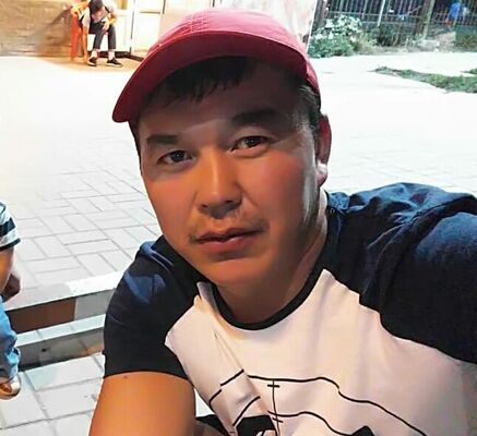  ,   Rusbek, 36 ,   ,   , c 