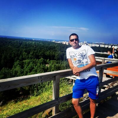  ,   Alehandro, 42 ,   ,   