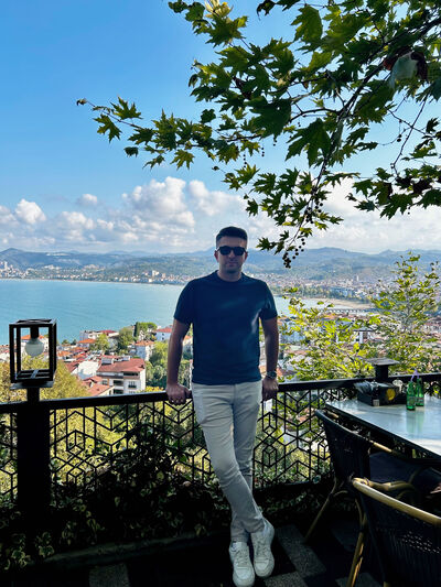  Frankfurt am Main,   Sezer, 31 ,   ,   