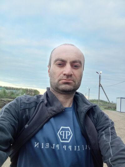  --,   , 40 ,     , c 