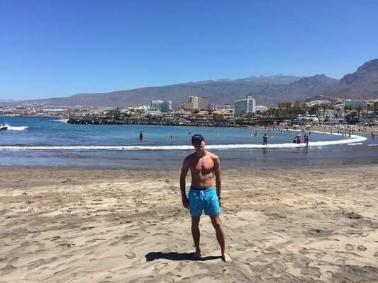  ,   Oleg, 37 ,   ,   , c , 