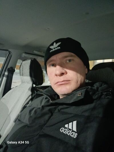  ,   Maxim, 35 ,   ,   , c 