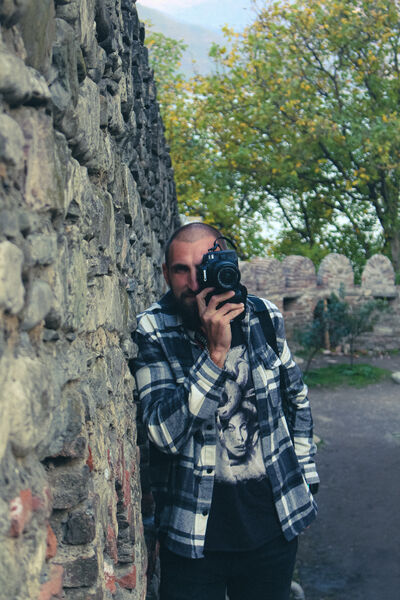  -,   Denis, 34 ,   ,   , c 