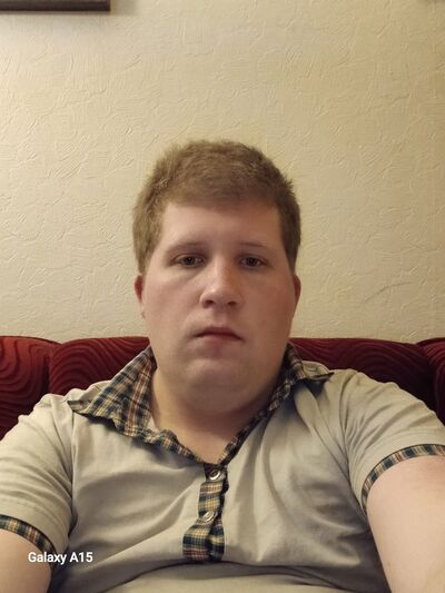  ,   Mikhail, 28 ,   ,   , c , 