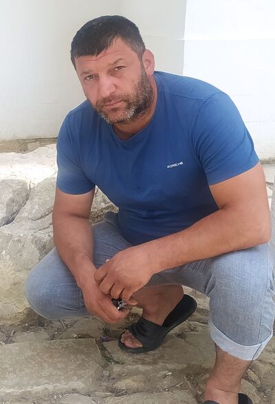  ,   Albert, 39 ,   ,   