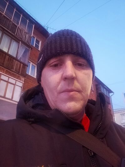  ,   Stanislav, 37 ,   ,   