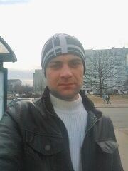  4865409  Sergej, 40 ,    
