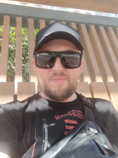   ,   ALEX, 34 ,   ,   
