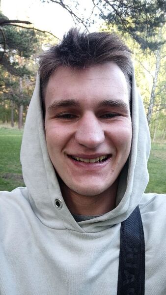  ,   Maksim, 22 ,   ,   